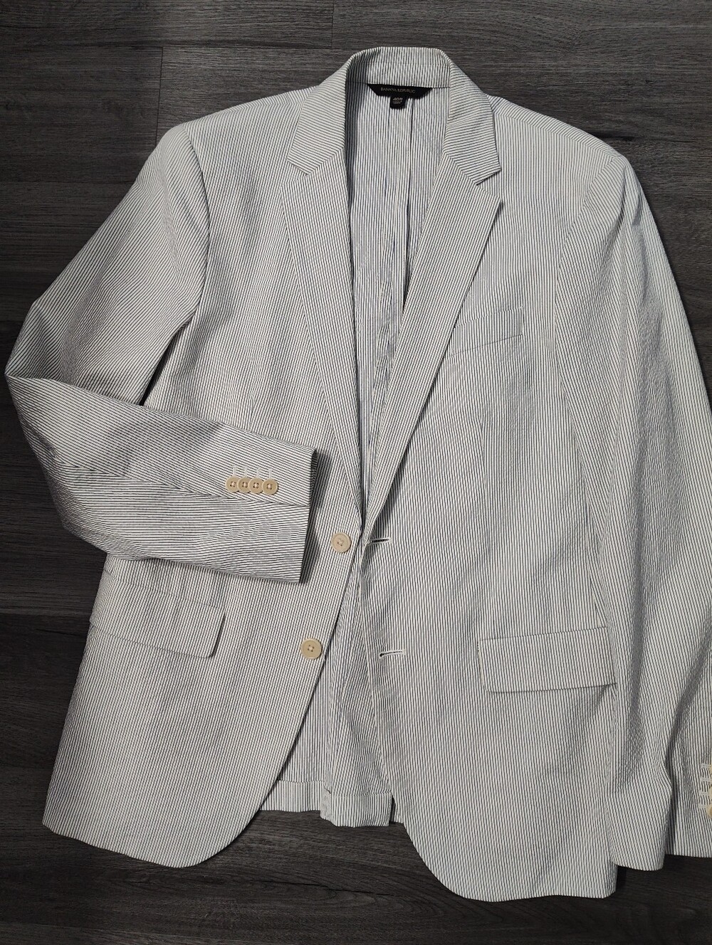 Banana Republic Men's Light Blue White Seersucker Blazer 40R Two Buttons cotton